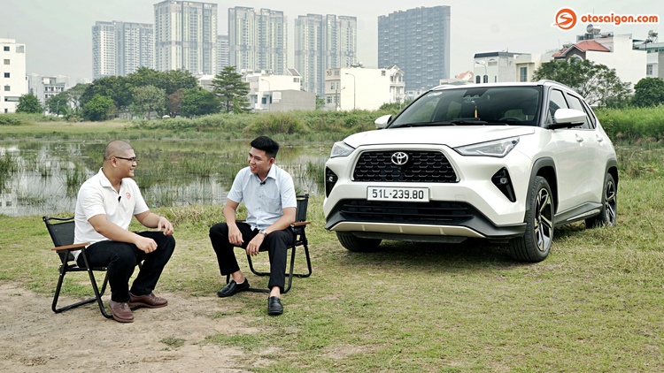 Vì sao anh Thịnh xuống tiền cho Toyota Yaris Cross máy xăng?