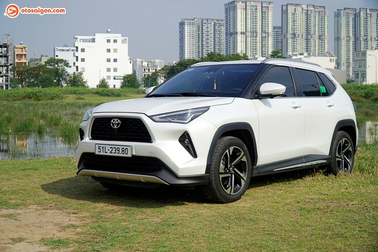 Vì sao anh Thịnh xuống tiền cho Toyota Yaris Cross máy xăng?