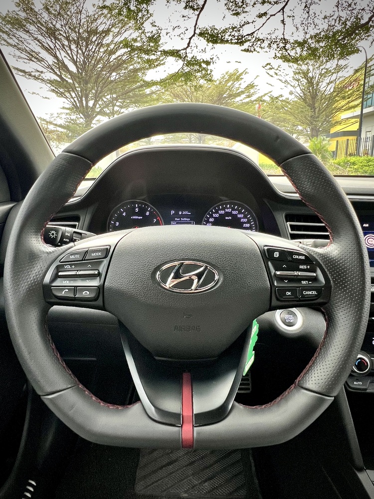 Hyundai Elantra Sport 1.6 Turbo 2021 - 75.000km