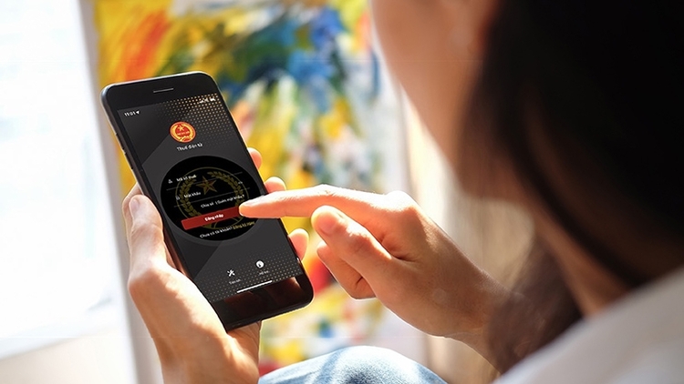 Dừng nộp lệ phí trước bạ ô tô trên eTax trong 5 ngày