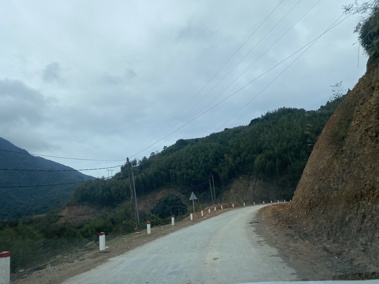 Xuyên thủng Hà Giang - Cao Bằng - Bắc Kạn