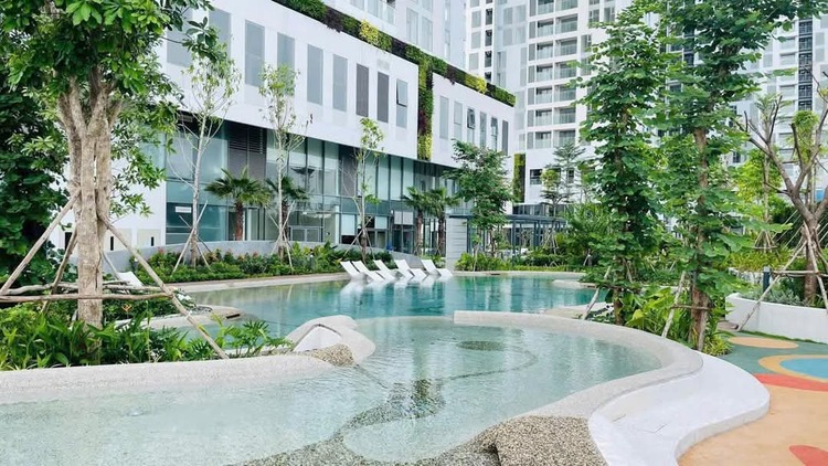 Urban Green của Kusto - cđt của Đảo kim cương