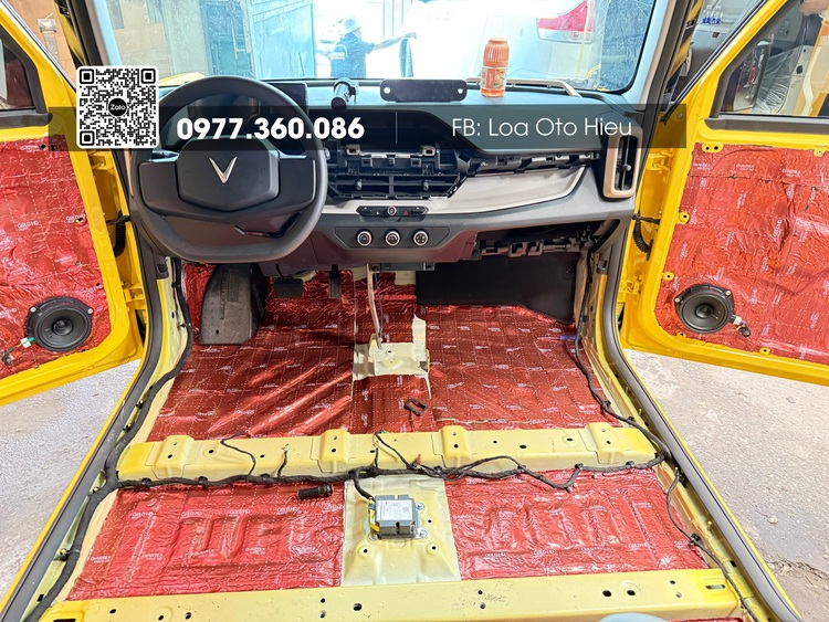 Vinfas VF3 bắt đầu cuộc chơi.