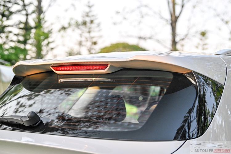 mg-s5-ev-8.jpg mg-s5-ev-8.jpg