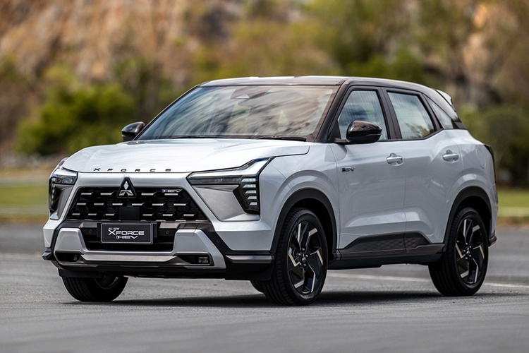 Mitsubishi Xforce HEV ra mắt Thái Lan, tiêu thụ chỉ 4 L/100km
