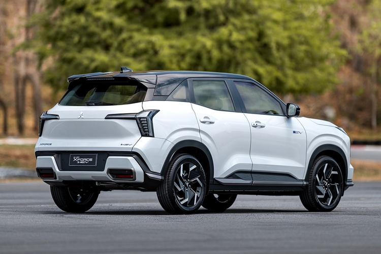 Mitsubishi Xforce HEV ra mắt Thái Lan, tiêu thụ chỉ 4 L/100km