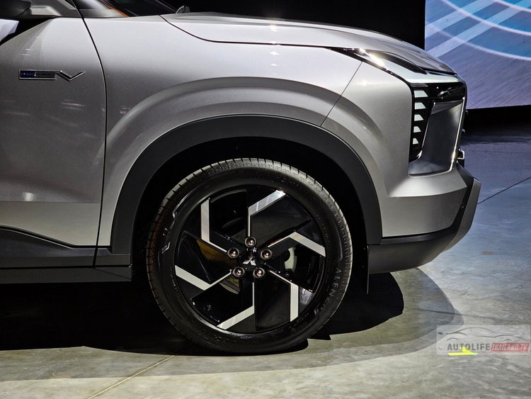 mitsubishi-xforce-hev-5.jpg