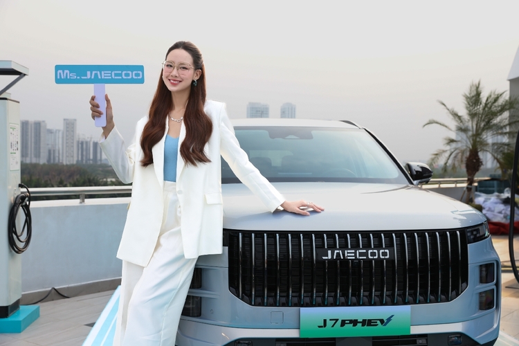 Jaecoo J7 giao xe (14).jpg