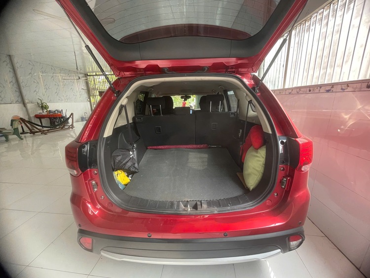 MITSUBISHI OUTLANDER 2019 2.0 CVT - 6x.000 km