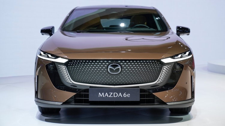 Mazda 6e BIMS 2025 3.jpg