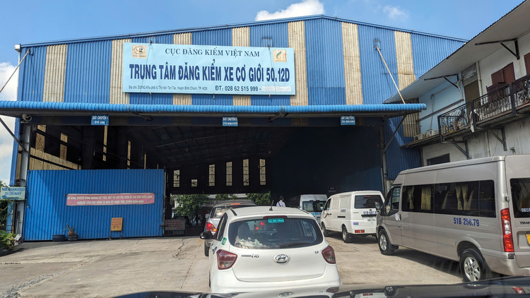Thay đèn sương mù đi đăng kiểm có qua không?