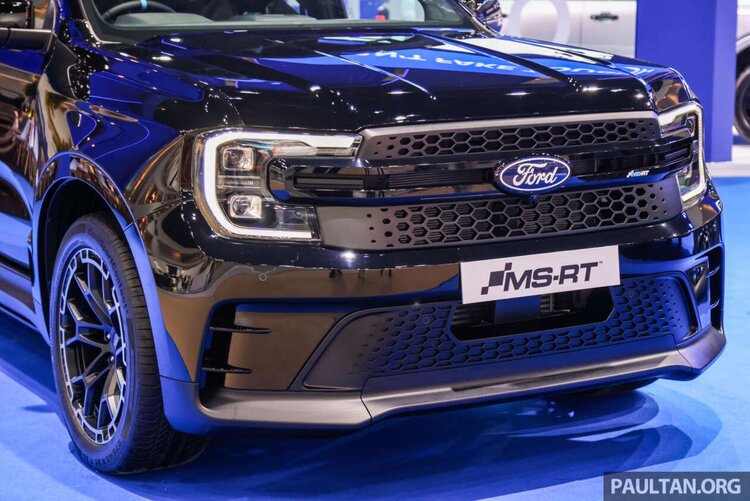 Diện kiến bán tải “Sport” Ford Ranger MS-RT tại BIMS 2025: Máy V6 mạnh 250 mã lực, giá 1,3 tỷ đồng