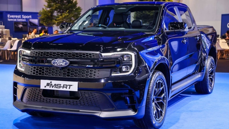 Diện kiến bán tải “Sport” Ford Ranger MS-RT tại BIMS 2025: Máy V6 mạnh 250 mã lực, giá 1,3 tỷ đồng