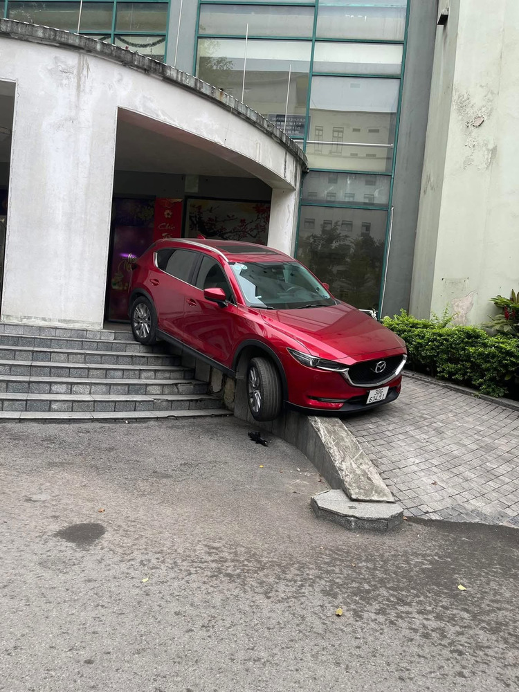 Khánh thành nhà máy sản xuất xe Skoda tại VN, công suất 120.000 xe/năm, sẽ xuất khẩu xe ra khu vực ĐNA Khánh thành nhà máy sản xuất xe Skoda tại VN, công suất 120.000 xe/năm, sẽ xuất khẩu xe ra khu vực ĐNA
