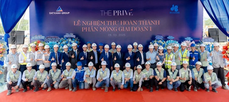 Đất Xanh Homes "HỒI SINH" Gem Riverside