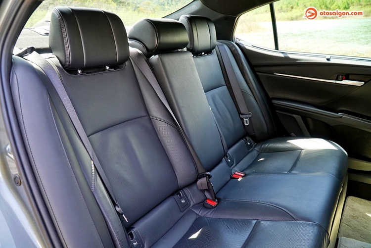 Toyota-Camry-HEV-TOP-58.jpg Toyota-Camry-HEV-TOP-58.jpg