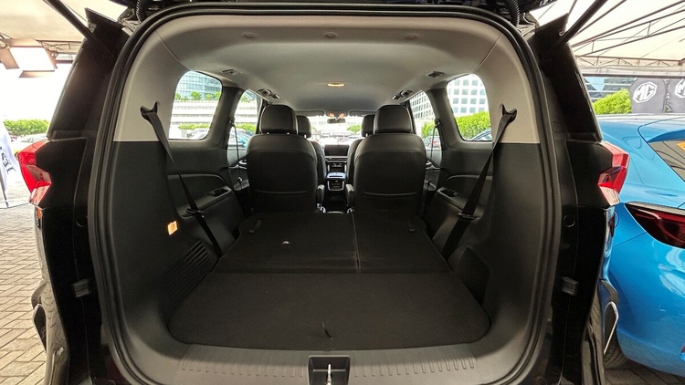Soi chi tiết xe 7 chỗ MG G50 1.5T AT LUX: Bản cao cấp nhất có gì với giá bán 749 triệu đồng?