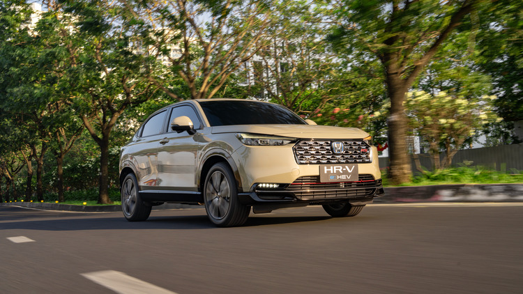 Honda Việt Nam ra mắt Honda HR-V mới, công bố chính sách bán hàng và dịch vụ cho 2 mẫu xe máy điện ICON e: & CUV e: