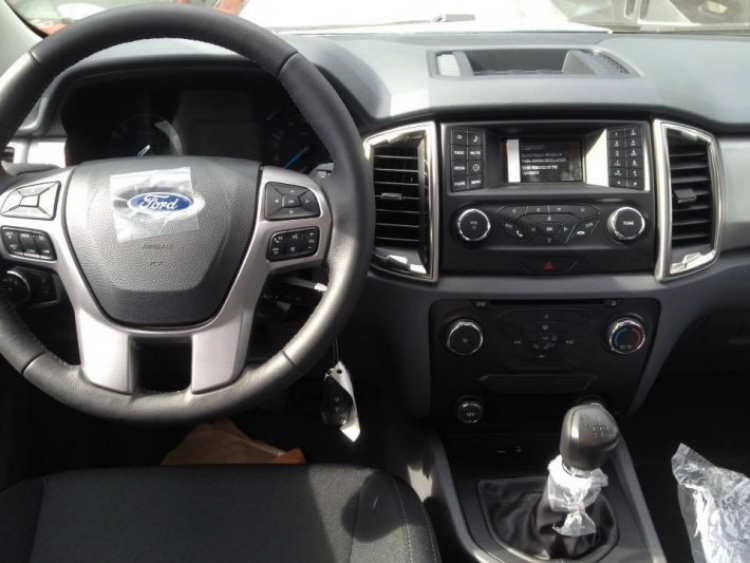 Lộ diện Ford Ranger XLT 2015 giá 758 triệu tại Việt Nam