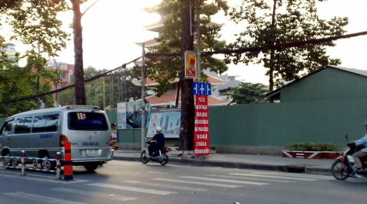 Cấm ô tô quay đầu ở Ba Tháng Hai - Lê Hồng Phong Cấm ô tô quay đầu ở Ba Tháng Hai - Lê Hồng Phong