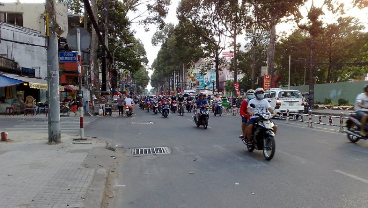 Cấm ô tô quay đầu ở Ba Tháng Hai - Lê Hồng Phong Cấm ô tô quay đầu ở Ba Tháng Hai - Lê Hồng Phong