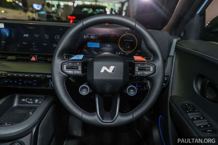 2024-Hyundai-Ioniq-5-N_Int-4-1260x840.jpg