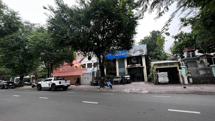 Giải cứu: bất động sản triệu đô ( hàng ngộp, thơm ).... update liên tục..