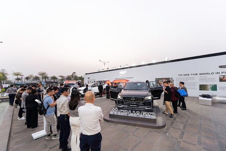 Lai thu Geely Coolray (6).jpg