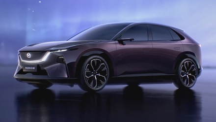 Mazda EZ-60 (1).jpg