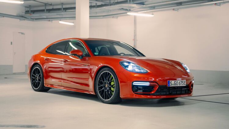 Porsche Panamera Turbo S E-Hybrid.jpeg