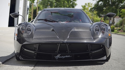 Pagani_Huayra_Carbon_Edition.jpg