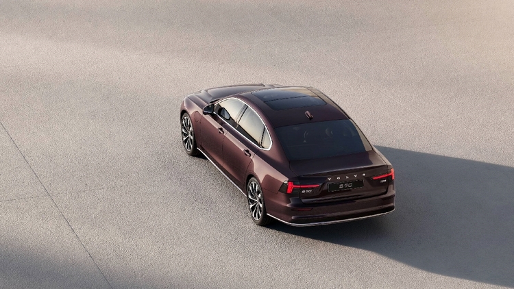 Volvo S90 2026 (5).jpg