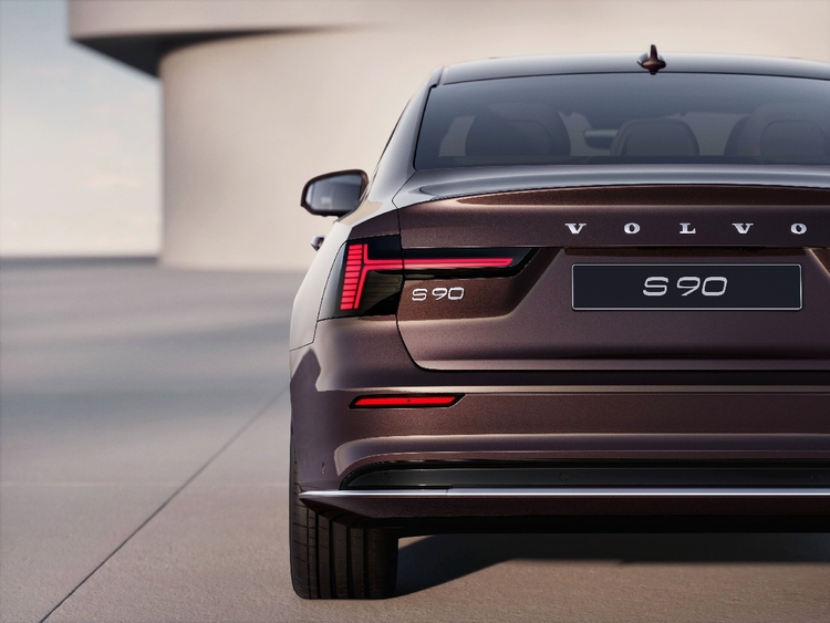 Volvo S90 2026 (6).jpg