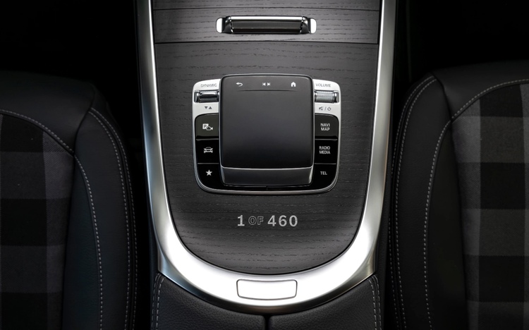 Mercedes-Benz G-Class Stronger Than the 1980s – phiên bản giới hạn tôn vinh di sản của dòng xe G-Class 4×4