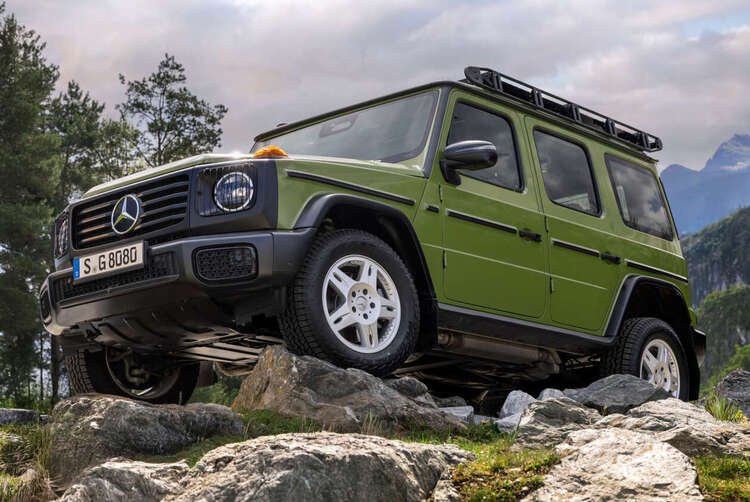 Mercedes-Benz G-Class Stronger Than the 1980s – phiên bản giới hạn tôn vinh di sản của dòng xe G-Class 4×4