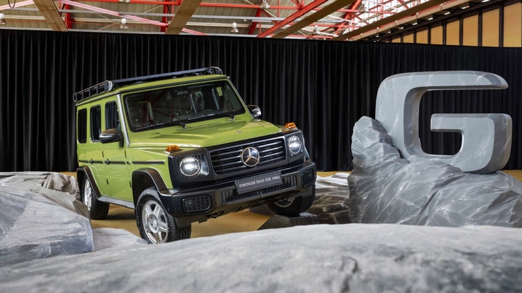 Mercedes-Benz G-Class Stronger Than the 1980s – phiên bản giới hạn tôn vinh di sản của dòng xe G-Class 4×4