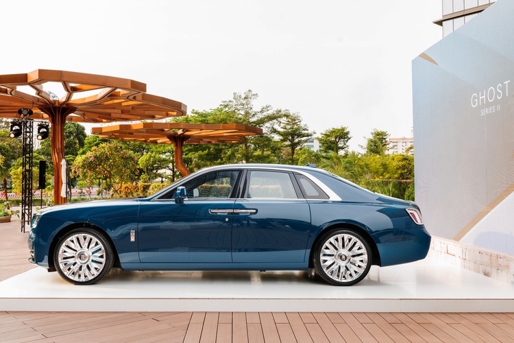 rolls-royce-ghost-series-II-2.jpg