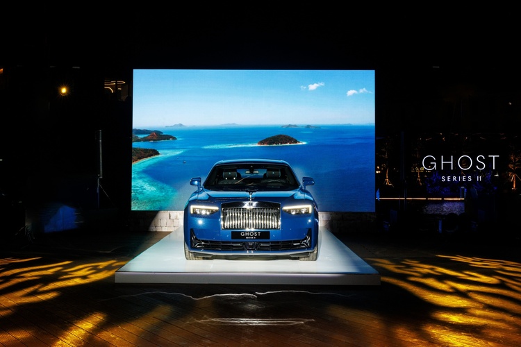 rolls-royce-ghost-series-II-10.jpg