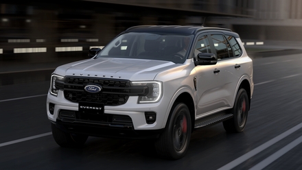 ford-everest-sport-đặc-biệt-1.jpg