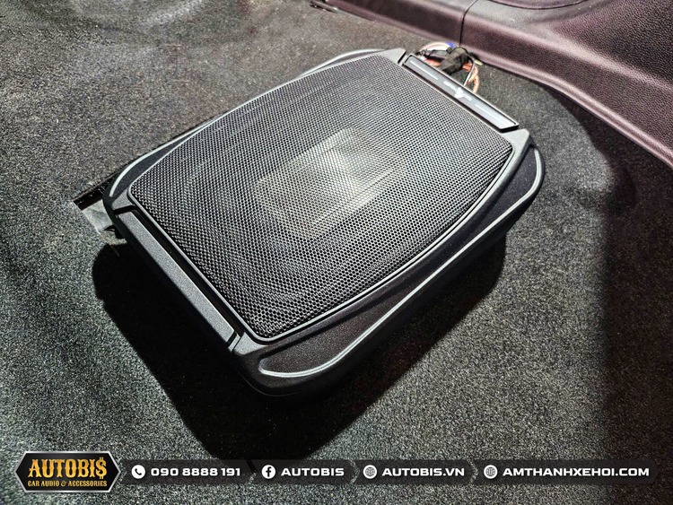 Honda Jazz nâng cấp âm thanh, ánh sáng tại Autobis