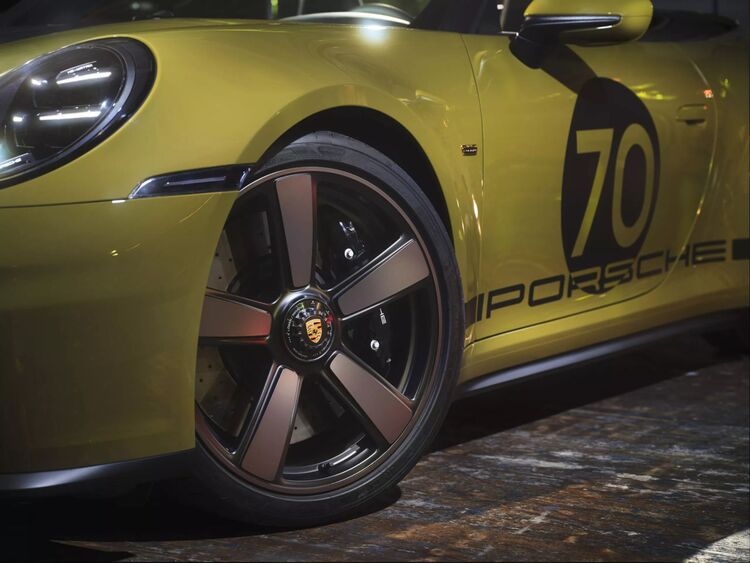 Porsche 911 Spirit 70 4.jpg