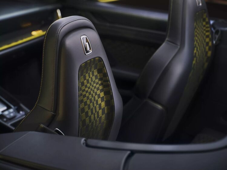 Porsche 911 Spirit 70 - Mang hình ảnh thập niên 70 trở lại