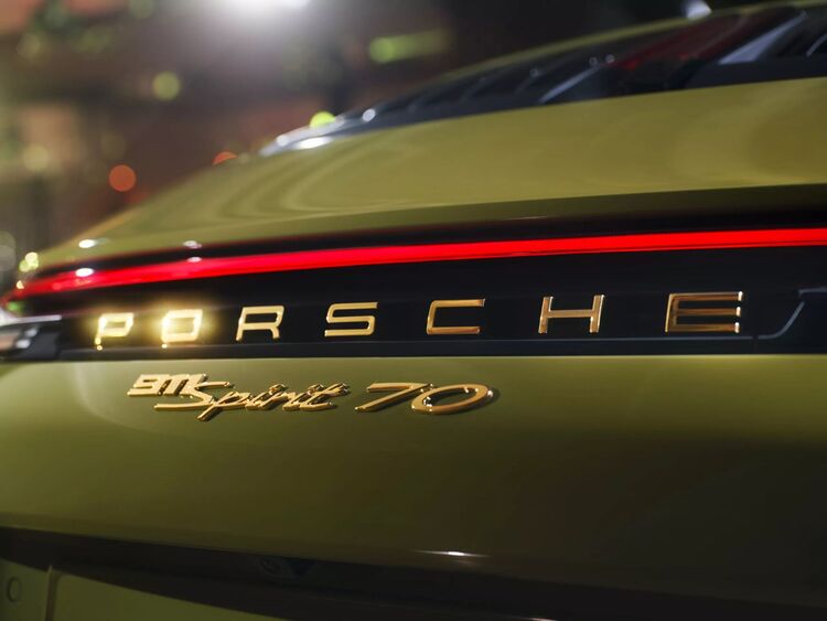 Porsche 911 Spirit 70 12.jpg