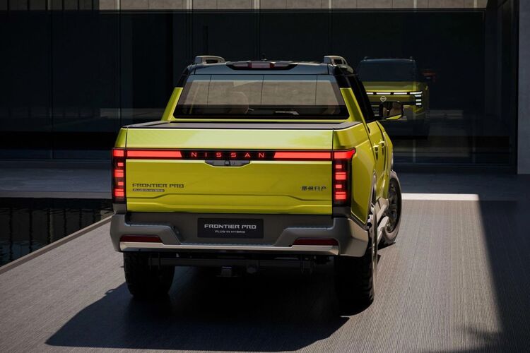 Nissan Frontier Pro15.jpg
