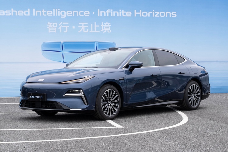 geely-galaxy-starshine-8-1.jpg