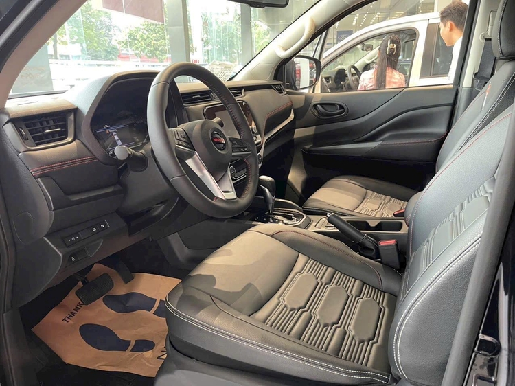 nissan-navara-vin2024-6.jpg