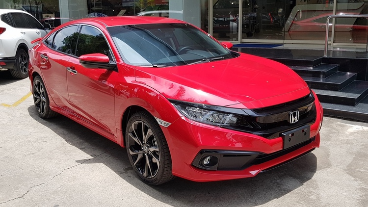 Tư vấn thay phuộc Showa cho Honda Civic 2019
