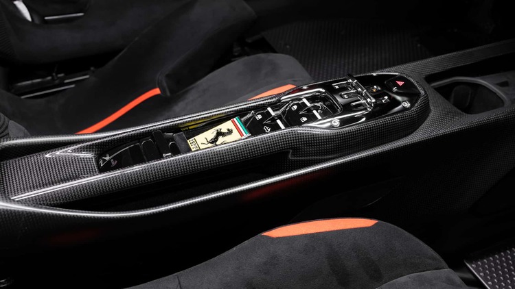 Vẻ đẹp của siêu xe Ferrari 296 Speciale và 296 Speciale A: Bản hiệu suất cao thừa hưởng khí chất xe đua F1