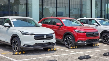 Dù mới ra mắt, Honda HR-V 2025 đã được đại lý ưu đãi lớn trong tháng 5/2025