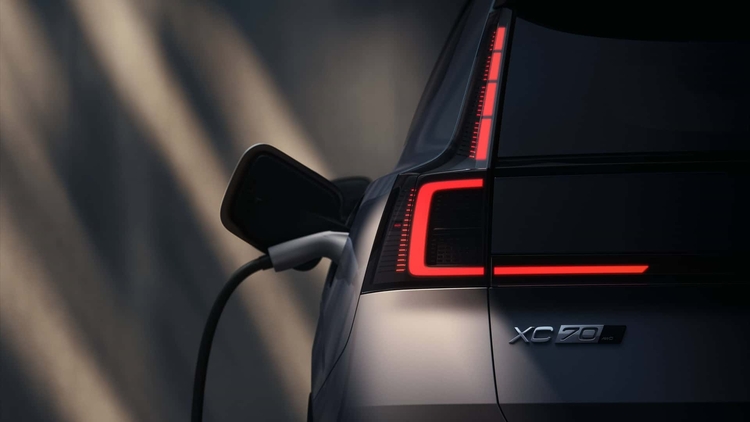 volvo-xc70-4.jpg